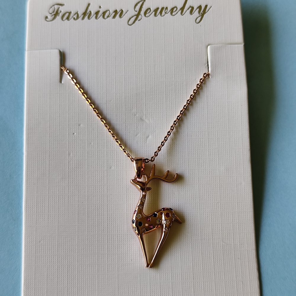 3/$25💙Deer Pendant Necklace Rose Gold Sparkling Crystal 16" Necklace